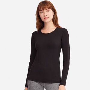 Uniqlo Long Sleeved Heat Tech Shirt Top